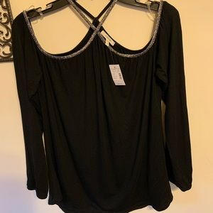 Brand new with tags Maurices black LS top